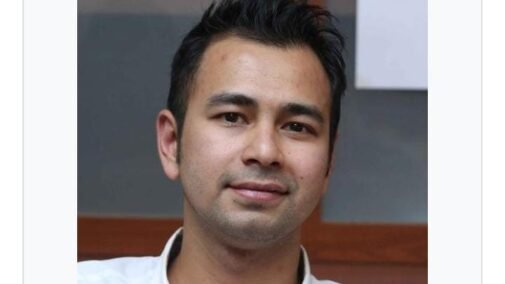 Raffi Ahmad, presenter dan aktor Indonesia kelahiran 17 Februari 1987, berzodiak Aquarius.